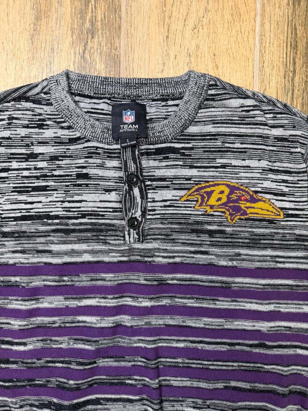 NFL Team Apparel Baltimore Ravens Sweater Size L Henley Stripe